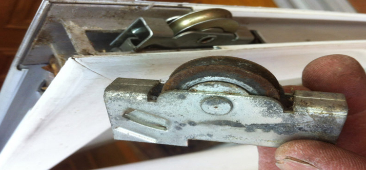 screen door roller repair in East Porterville